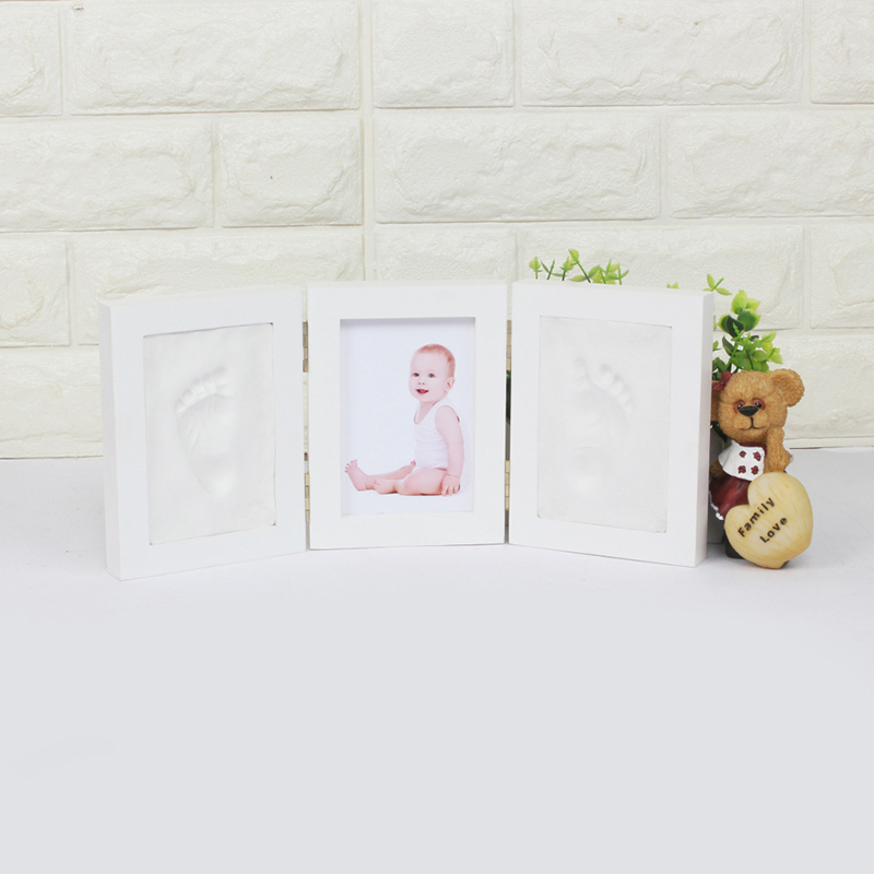 Newborn Baby Handprints and Fo - Baby Nursery Picture Frames 评论和价格